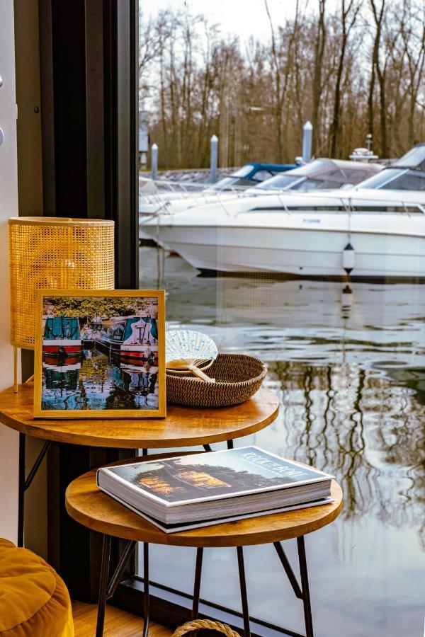 Floating Experience Lago Maggiore - Black Pearl Дормеллетто Экстерьер фото